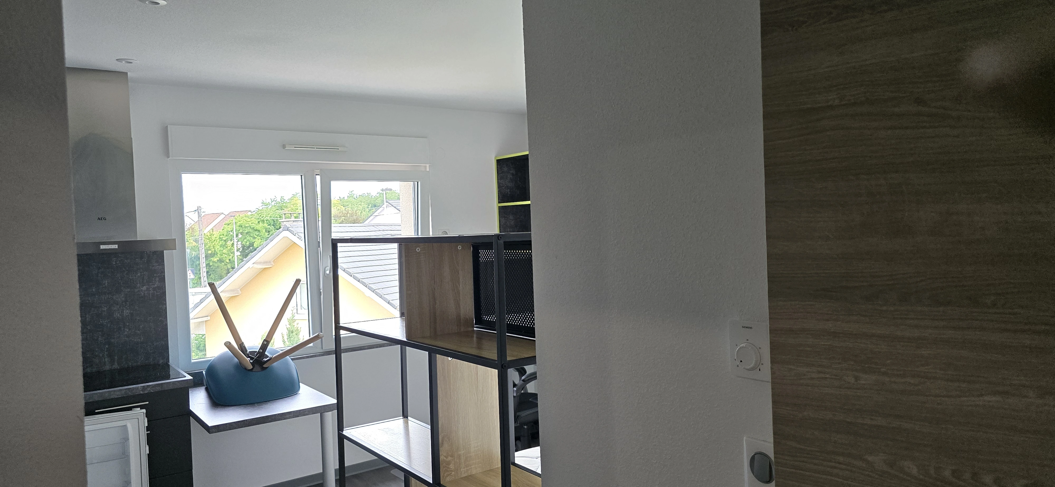 int&eacute;rieur de studio &eacute;quip&eacute; &agrave; montbeliard