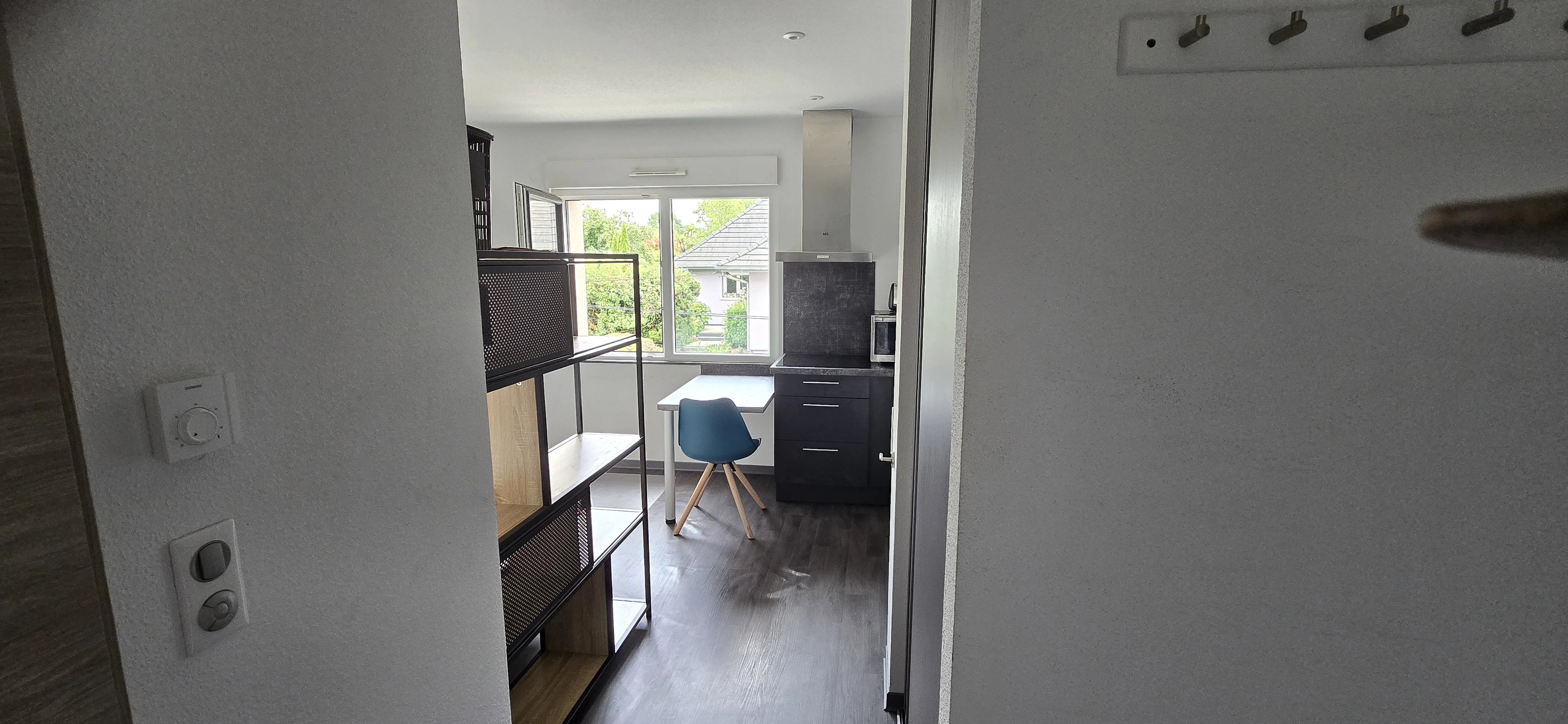 int&eacute;rieur de studio &eacute;quip&eacute; &agrave; montbeliard