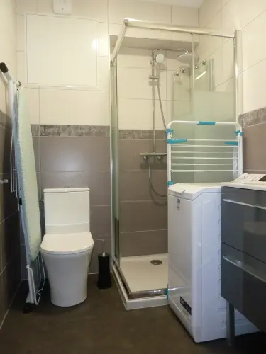 int&eacute;rieur de studio &eacute;quip&eacute; &agrave; montbeliard