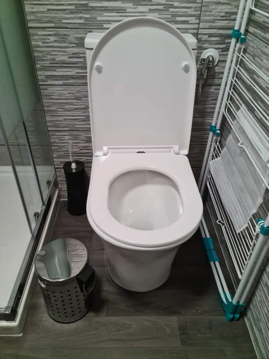 int&eacute;rieur de studio &eacute;quip&eacute; &agrave; montbeliard