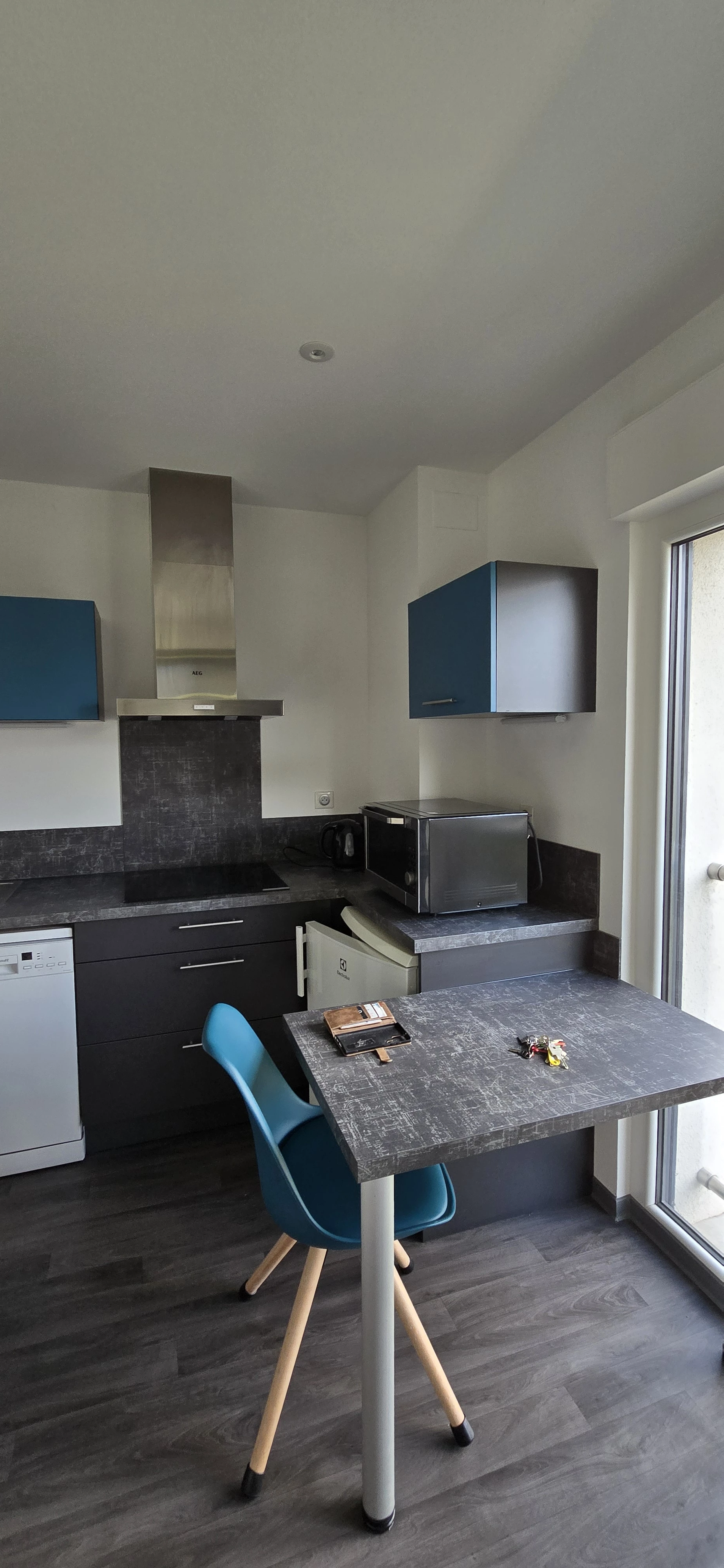 int&eacute;rieur de studio &eacute;quip&eacute; &agrave; montbeliard